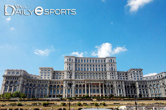 이제동이 직접 찍은 인민궁전 전경.