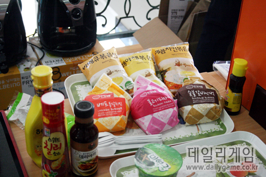 뽀그리에서 내놓은 간편 볶음밥.