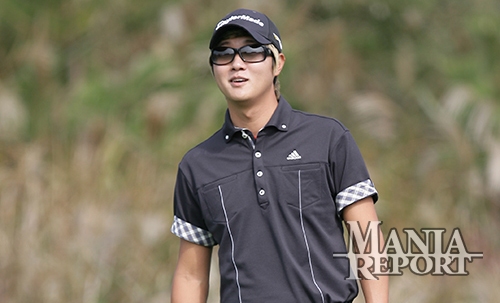 ▲31일열린한국프로골프(KPGA)투어헤럴드·KYJ투어챔피언십3라운드에서허인회가2번홀티샷을준비하고있다.사진