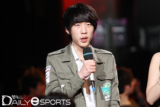 진에어 팰컨스의 원거리 딜러 이성진.