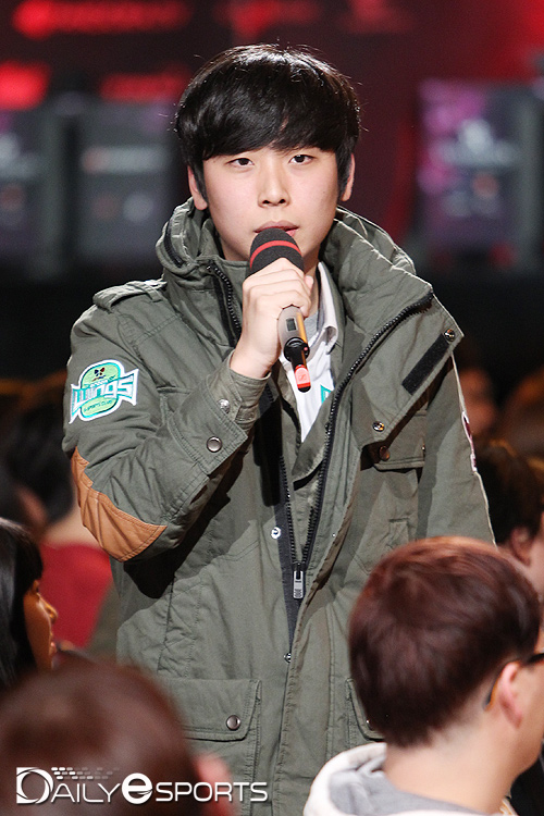 진에어 스텔스의 서포터 권지민.