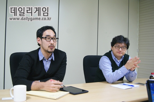 파비욘드더게임 최윤석 PD(좌측)와 바른손게임즈 원성연 실장