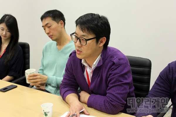 좌측부터 차정연 사원, 정성태 실장, 유관민 팀장