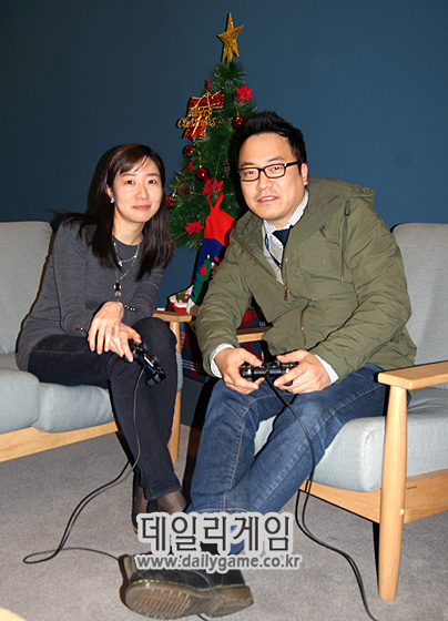 구운몽 개발 총괄 공나연 PD(좌측)와 박범진 경영기획실장