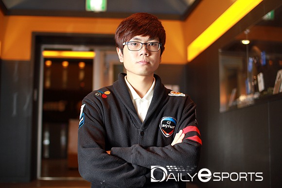 CJ 정우용, WCS 16강 첫 테란 테이프 끊었다