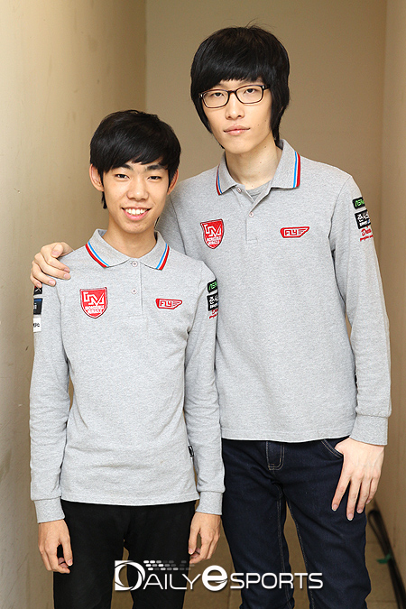 IM 1팀의 챔피언스 복귀를 만들어낸 서포터 이인용(왼쪽)과 정글러 전호진.