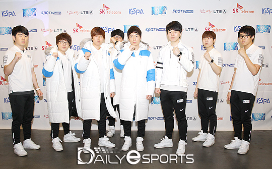 삼성 "선배가 이끌고 후배는 응답하고"