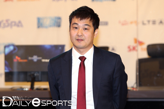 진에어 차지훈 감독 "LOL팀 복수해 더 기뻐"