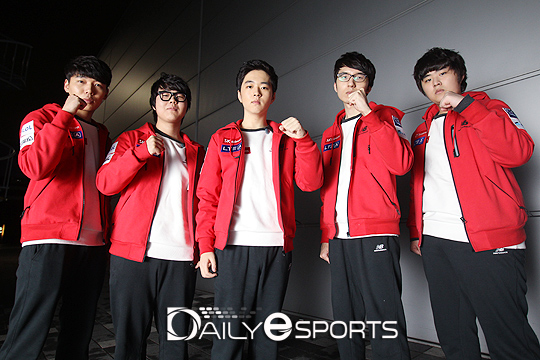 SKT K의 롤챔스 20연승, 형제팀 S가 저지!