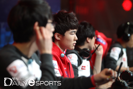 SKT K의 조급함이 롤챔스 연승 끊었다