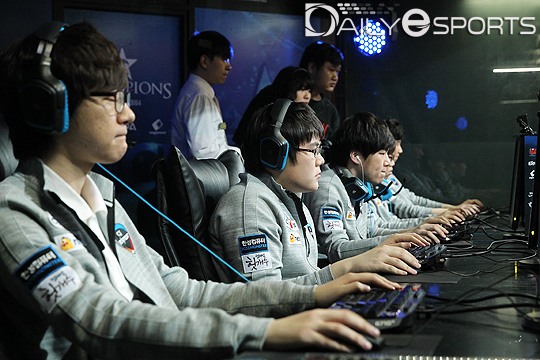CJ 엔투스 프로스트.