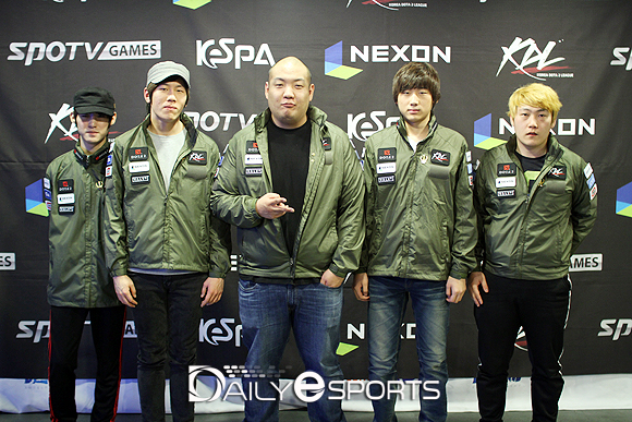 MVP 피닉스와 함께 국내 도타2 팀 자존심을 지키고 있는 버드갱