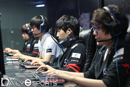 CJ 엔투스 블레이즈.
