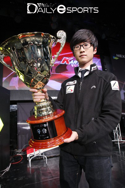 유영혁, 카트 황제 문호준과 어깨 나란히 하나