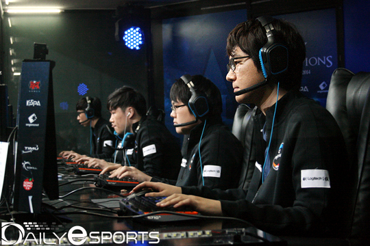 CJ 엔투스 프로스트.