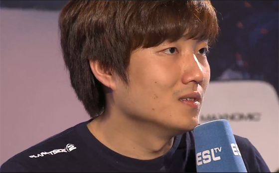 WCS 아메리카 4강에 오른 액시옴 양준식(사진 캡처=ESL TV)