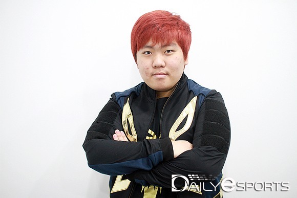 요이 플래시 울브즈 이동녕.