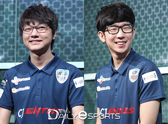 LOL 올스타 한국대표로 선발된 CJ 프로스트 홍민기(왼쪽)와 박상면.