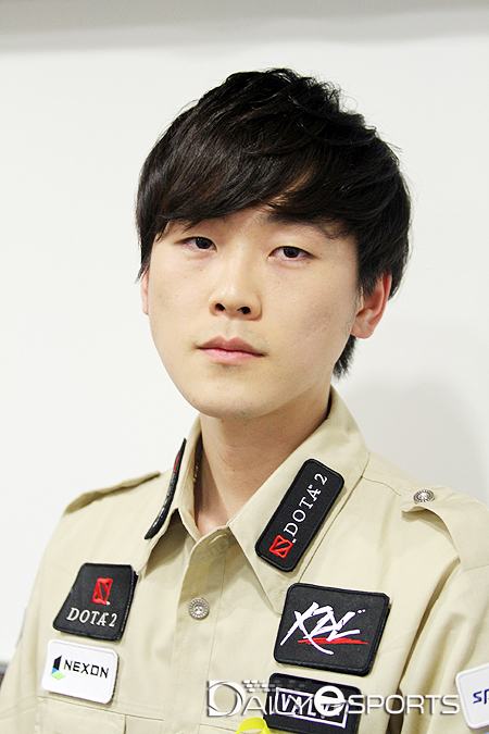 겟아우츠 팀장 한결