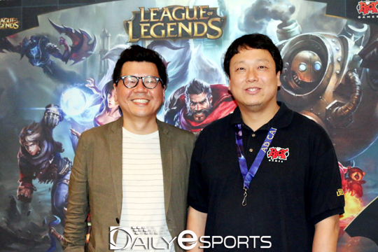 라이엇게임즈코리아 이승현 대표(왼쪽)와 권정현 상무.