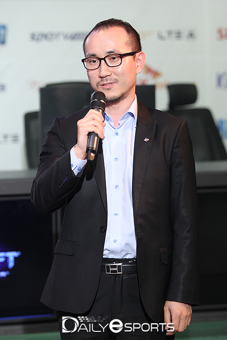 CJ 엔투스 박용운 감독.