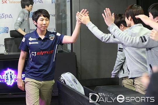 김정우, 완벽 부활 위해 프로토스전 검증 나선다