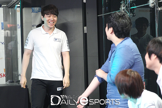 송병구에겐 시차 장벽도 없었다