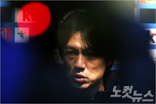 홍명보-카펠로, 누가 2018년러시아월드컵까지 갈까