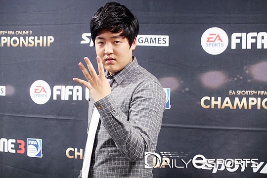 지난 시즌 개인전-단체전에서 모두 준우승을 차지한 원창연.