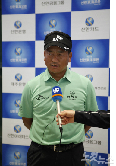 최경주.김동욱기자