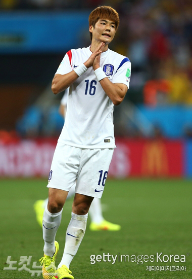 기성용이27일(한국시각)벨기에와브라질월드컵H조최종전에서전반중거리슛이막힌뒤아쉬워하고있다.(사진=게티이미지)