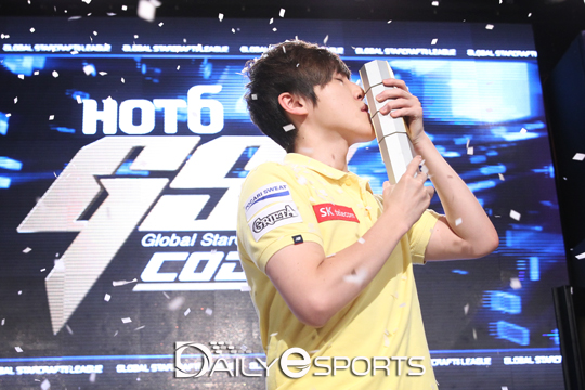 'WCS 우승' 김도우, 종족 변경 첫 성공 사례