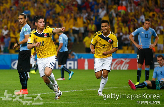 콜롬비아를사상첫월드컵8강으로이끈하메스로드리게스(등번호10번)(사진=ⓒGettyImages/멀티비츠제공)