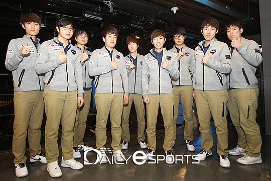 2014 시즌 4라운드 2위 CJ 엔투스.