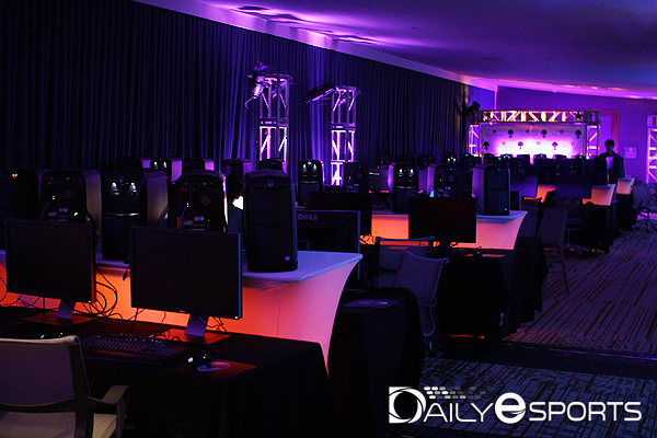 밸브가 인터내셔널4에 참가하는 선수들에게 연습실을 제공하고 있다.