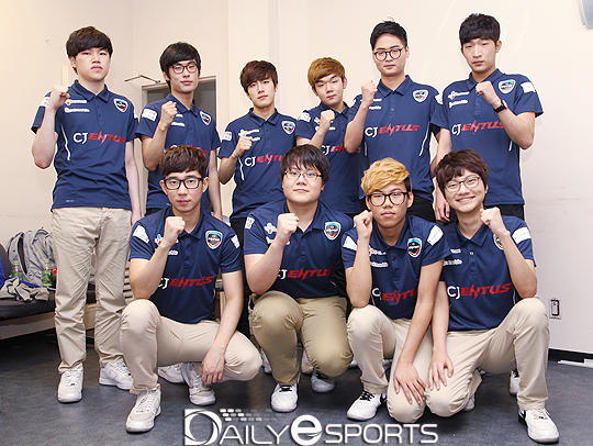 CJ 엔투스 LOL팀.