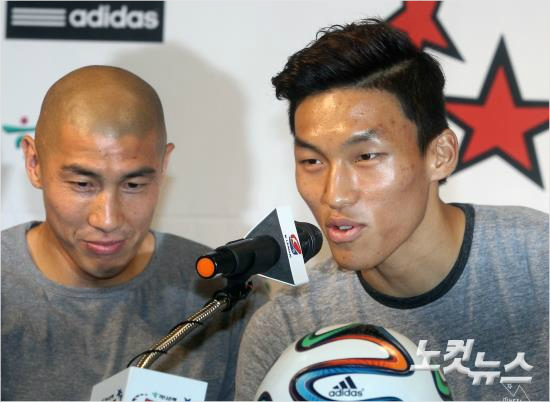 팬투표1위로올스타전에출전하게된울산골키퍼김승규는사상첫무실점경기로팬성원에보답하겠다는다부진각오를선보였다.윤성호기자