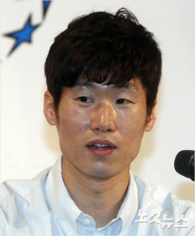 17일오전서울종로구축구회관에서열린'K리그올스타with팀박지성'미디어데이행사에서박지성이취재진의질문에답하고있다.(윤성호기자)