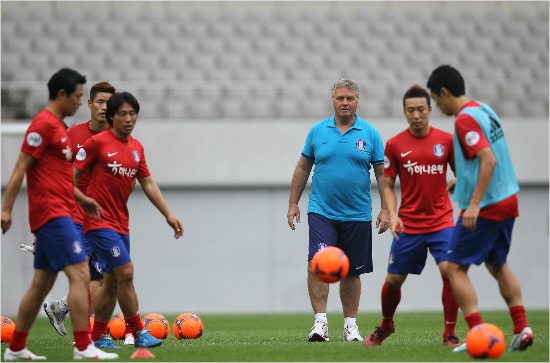 한국프로축구연맹은24일오후6시서울월드컵경기장에서진행될'하나은행K리그올스타with팀박지성'의공식훈련을모든축구팬에공개한다.(자료사진=한국프로축구연맹)