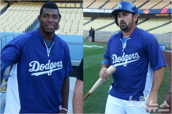 '너희들만있었어도...'전날경기중부상을당해3일시카고컵스와홈경기선발에서제외된LA다저스주포야시엘푸이그(왼쪽)와애드리언곤잘레스.(자료사진)