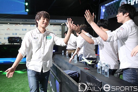 김유진이 WCS 시즌3에 목매야 하는 이유