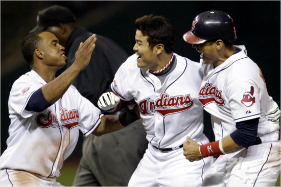 '인생을바꿔준팀'추신수는2006년클리블랜드로이적한뒤2008년부터주전을꿰차며대형선수로거듭날기회를얻었다.(자료사진)