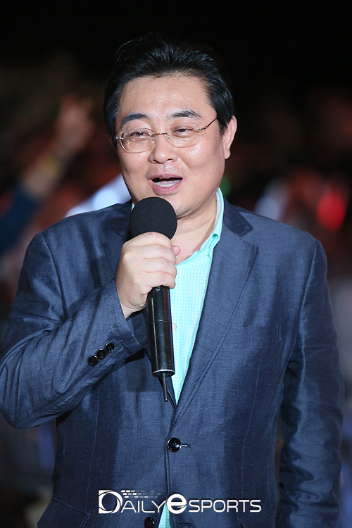 전병헌 협회장 "롤드컵 당초 계획과 달라진 것 사죄"