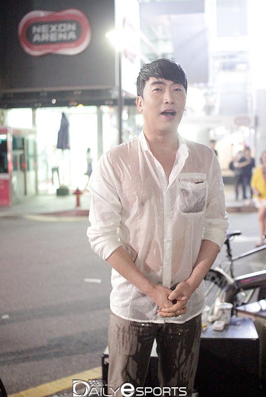 성승헌 캐스터, 강남 한복판에서 얼음물 샤워한 사연은?