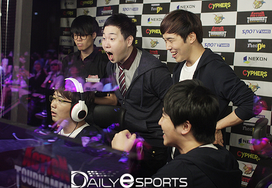 올드들의 집합 네오플 팀 "전설은 아니고 레전드"