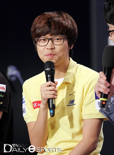 KT 주성욱 앞에서 번번이 무너지는 김민철의 '철벽'