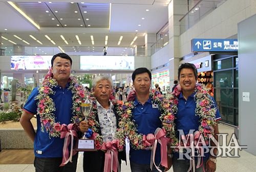 ▲아시아청소년야구우승의또다른주역,대표팀코칭스태프.오른쪽두번째서있는이가대표팀이효근감독이다.사진│김현희기자