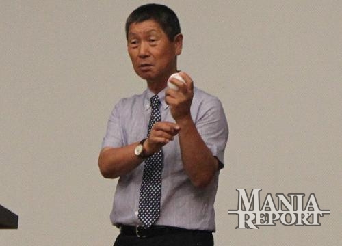 ▲서울모처에서강의에나선김성근감독.이당시까지만해도김감독은프로복귀에대한의지를살짝드러내보였으나,곧그뜻을접은바있다.사진│김현희기자