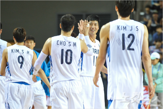 한국남자농구대표팀(사진제공=KBL)