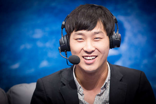 IEM 토론토에서 통역사로 활동한 송정우(Photo: ESL, Helena Kristiansson)